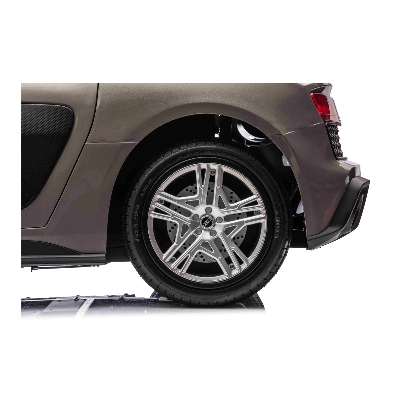 Otroški električni avto Audi Spyder R8 LIFT – Siva