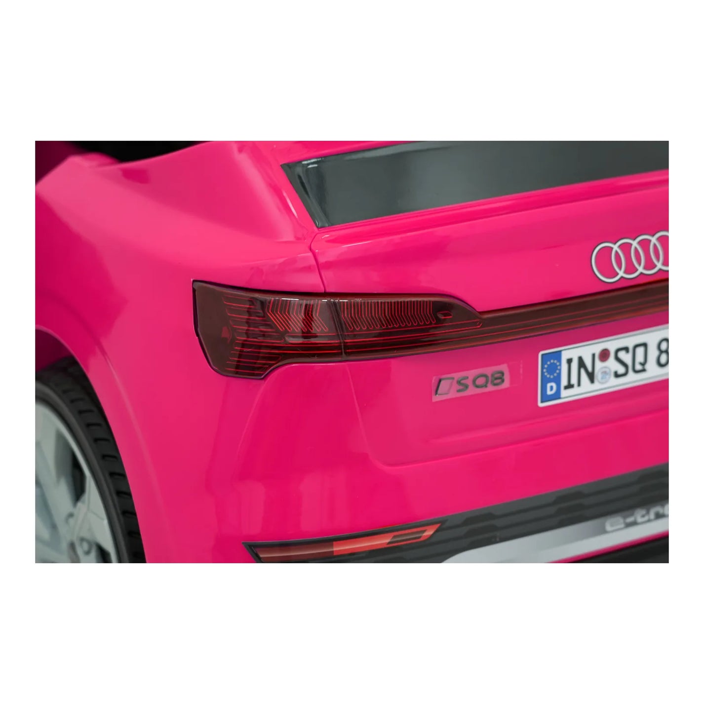 Otroški električni Audi SQ8