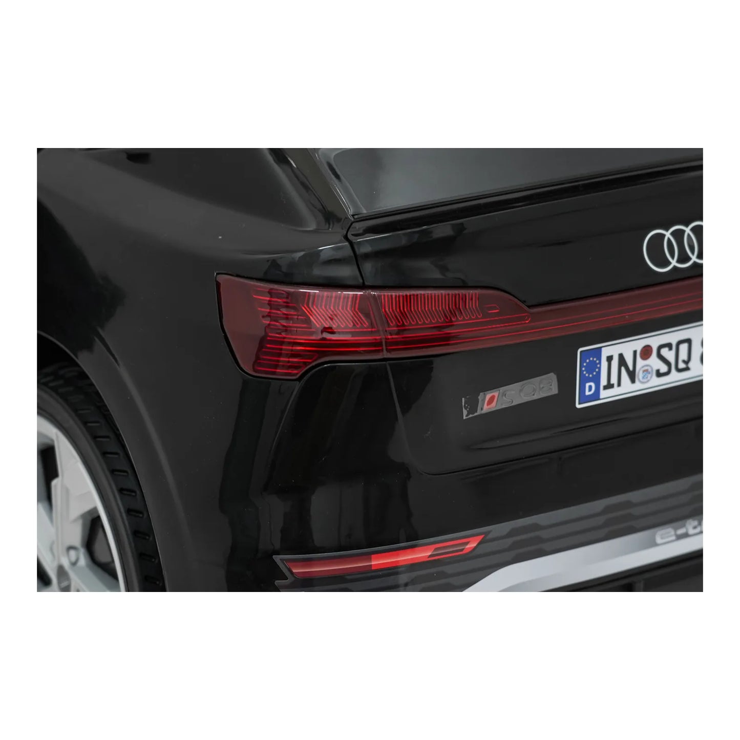 Otroški električni Audi SQ8