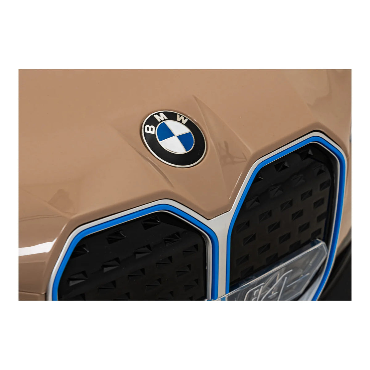 Otroški električni BMW i4