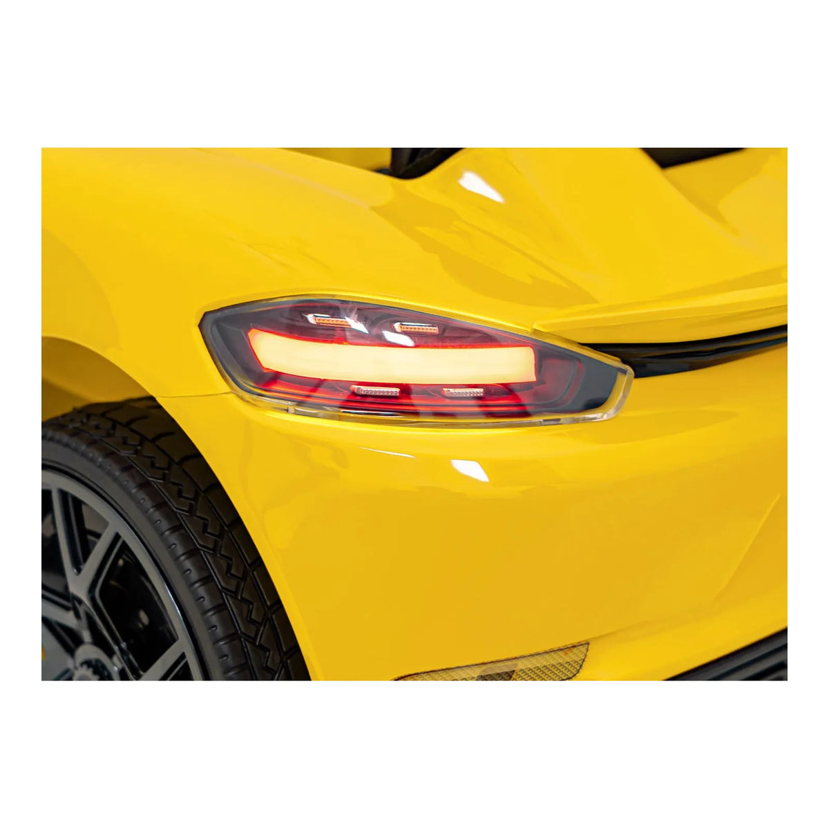 Otroški električni Porsche 718 Spyder RS MP4