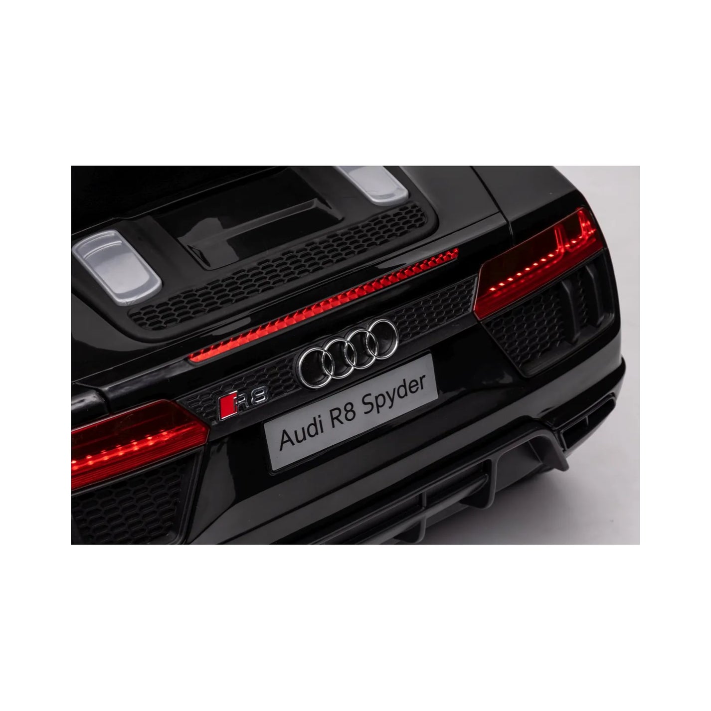 Otroški električni Audi R8 Police