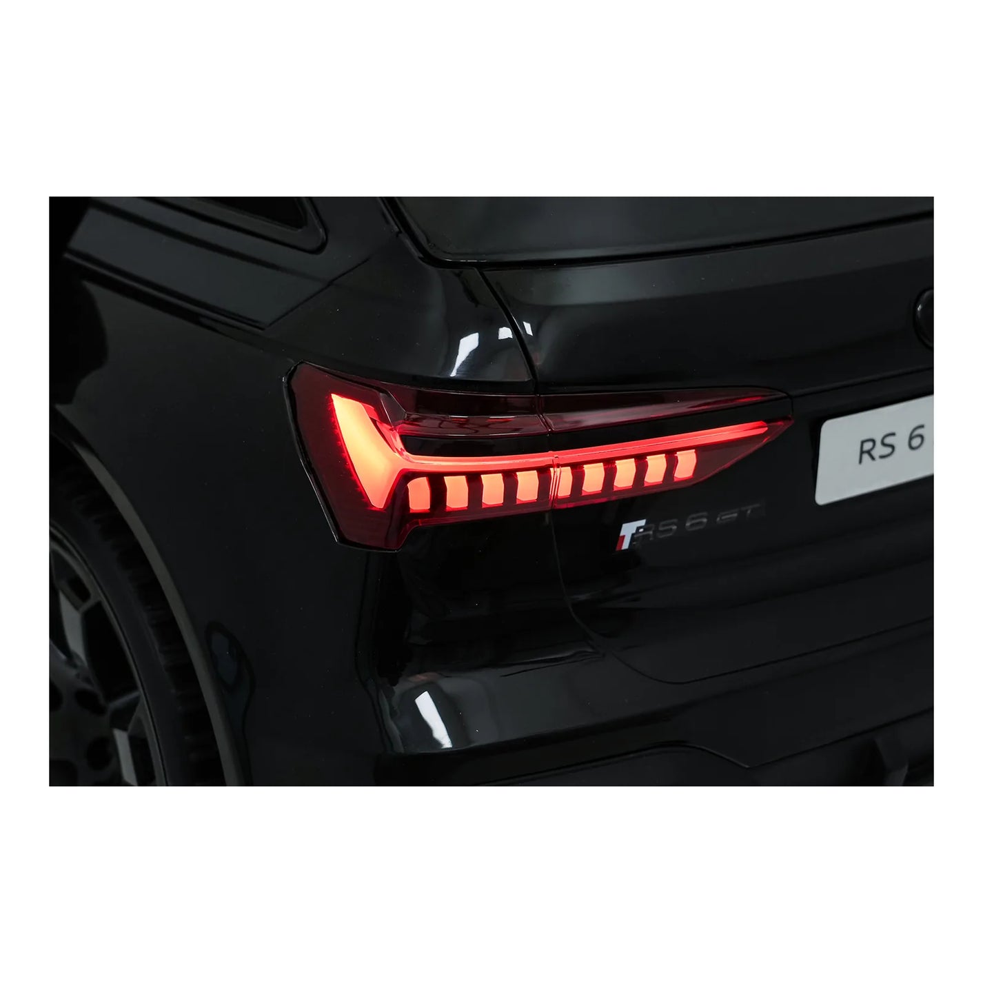 Vehicle Audi RS6 Avant GT