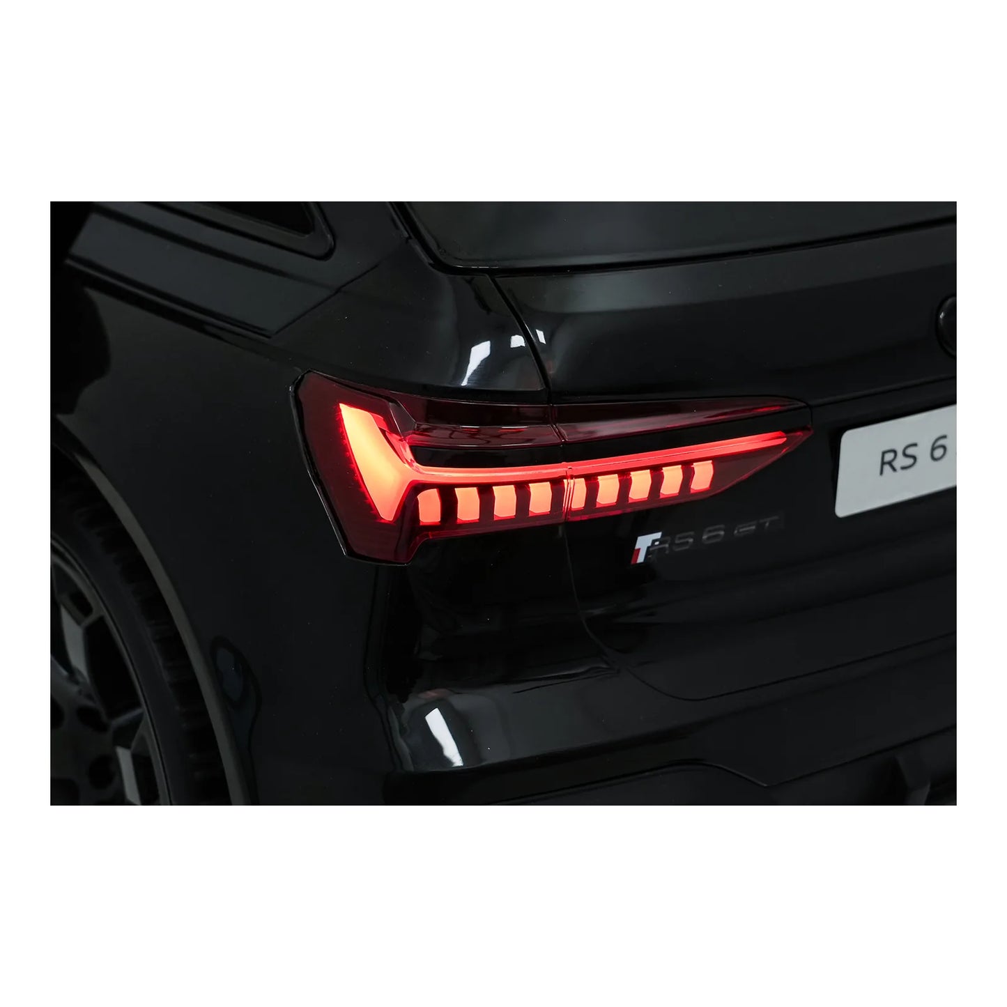 Vehicle Audi RS6 Avant GT