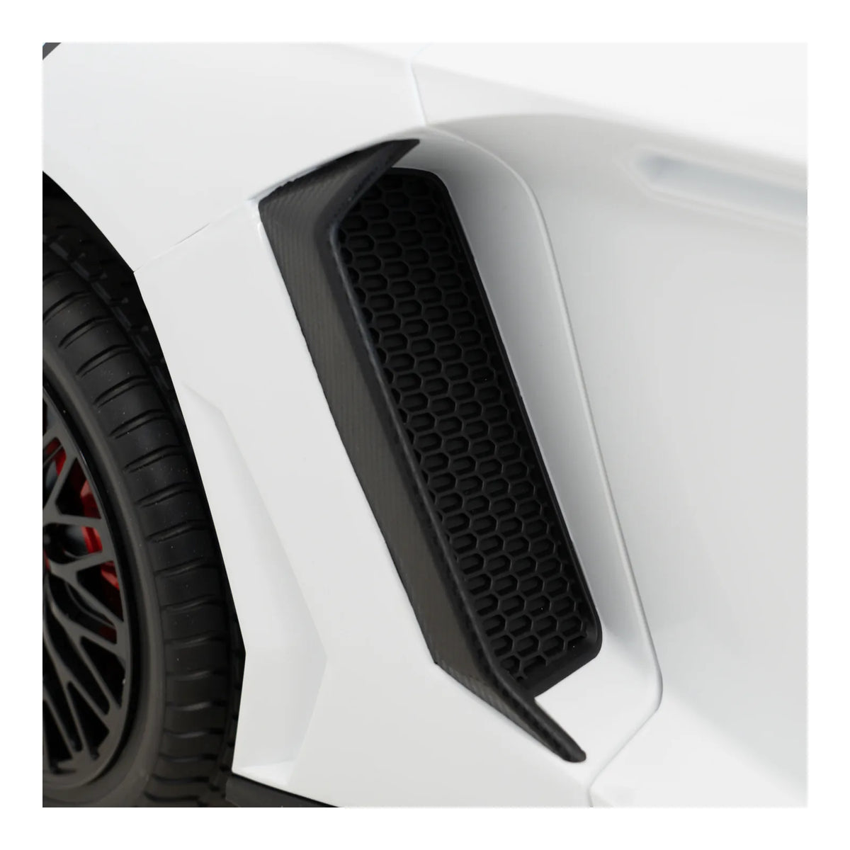 Otroški električni avto Lamborghini Aventador SV – Bela