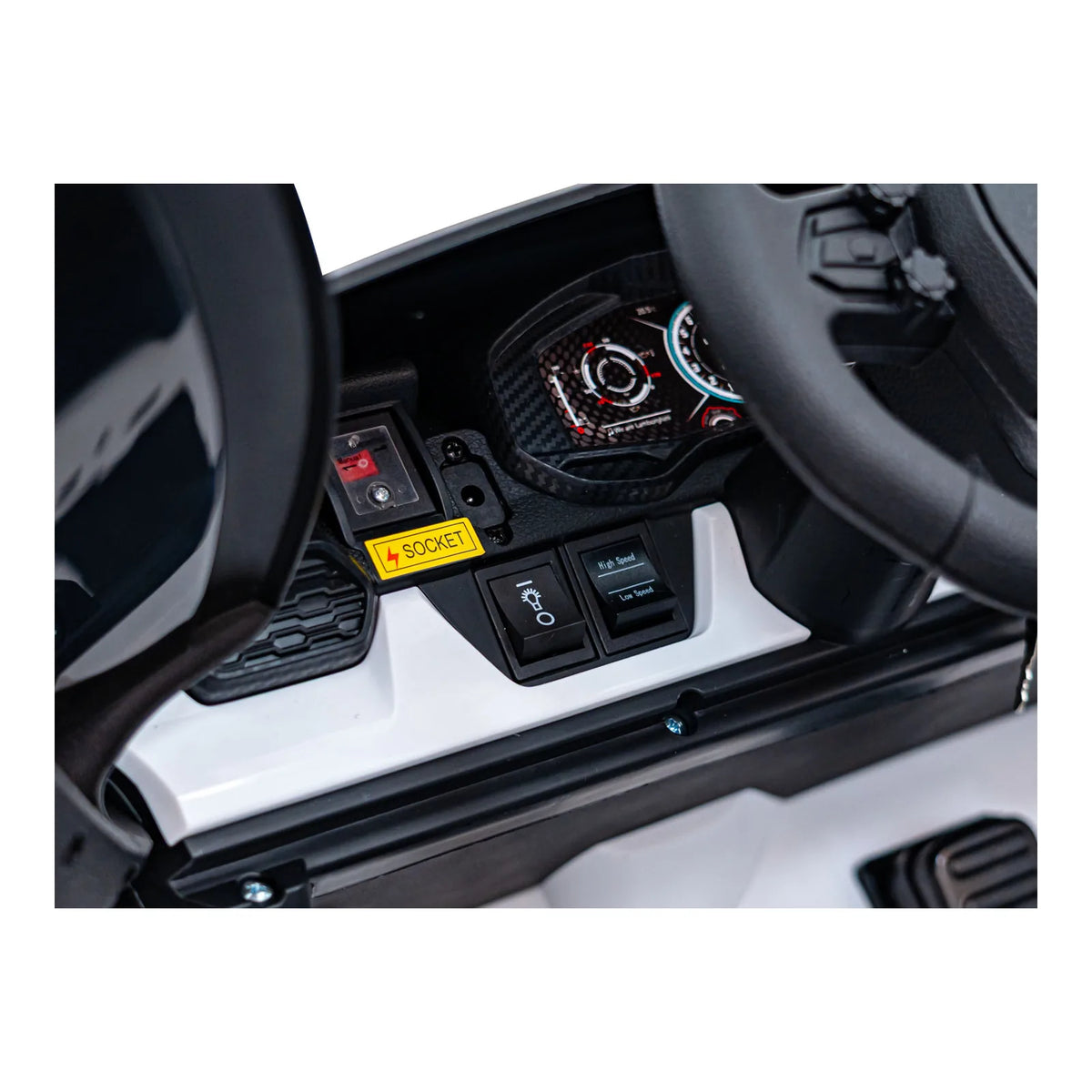 Otroški avto na akumulator Lamborghini Revuelto XL – Bela
