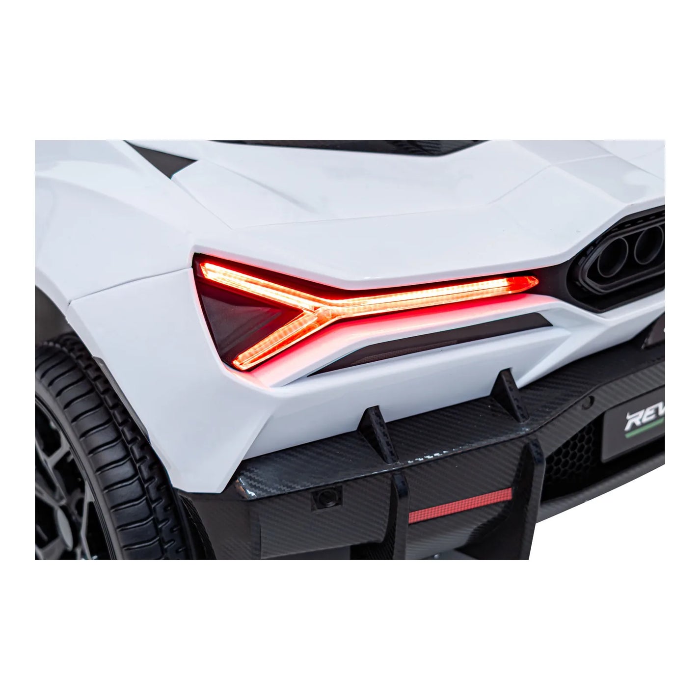 Otroški avto na akumulator Lamborghini Revuelto XL – Bela