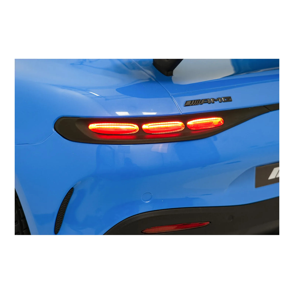 Otroški električni Mercedes-Benz GT63 AMG